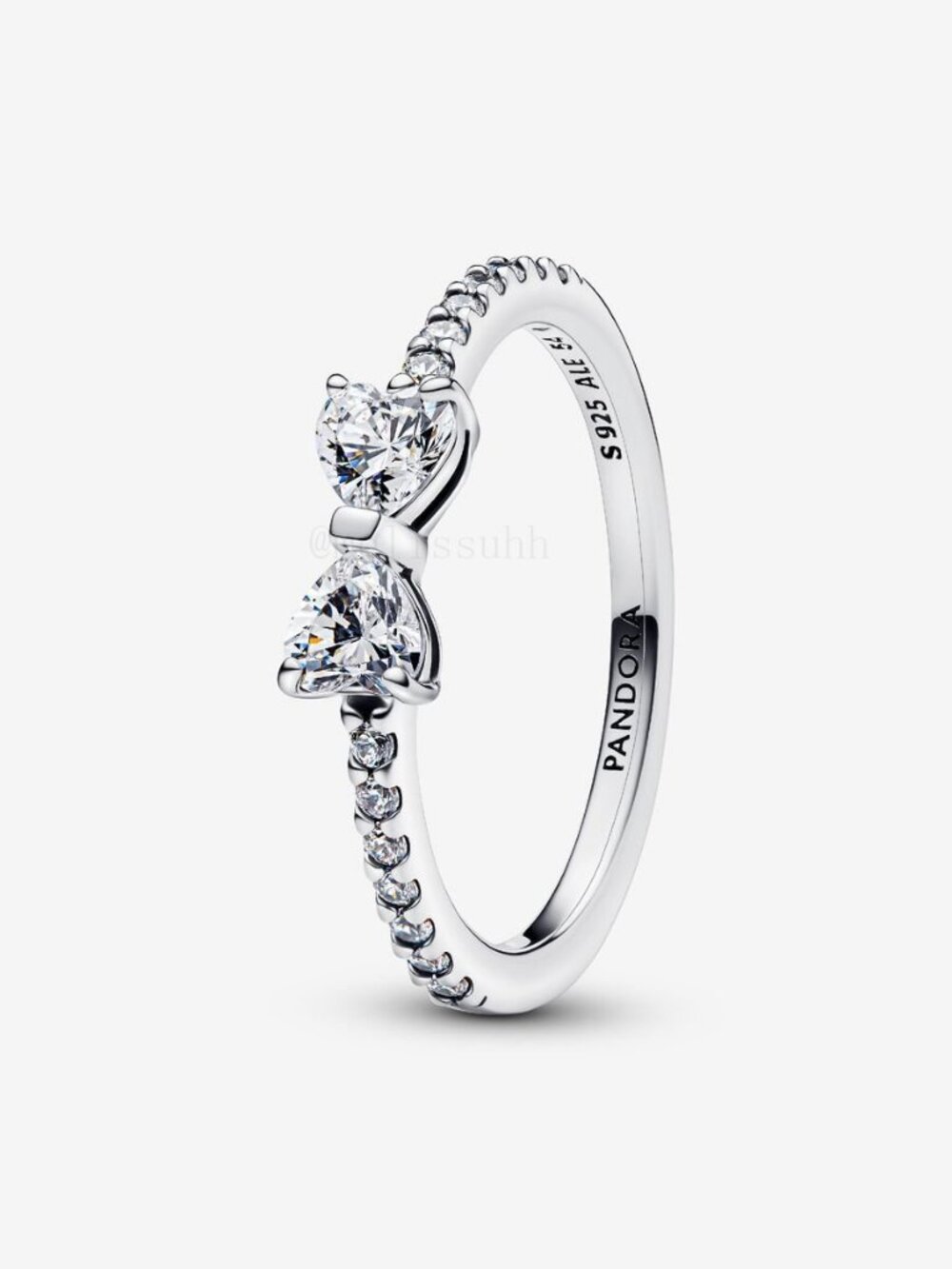 Pandora Sparkling Bow Ring